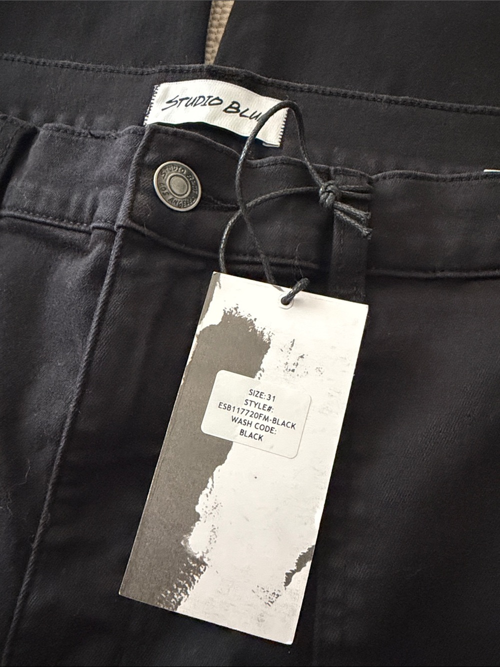 Studio Straight Leg Black Pants In Black  | Sz 31 - Picture 3 of 5